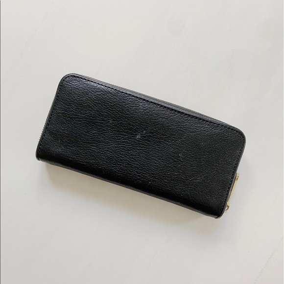 Michael Kors Wallet - Picture 2 of 5